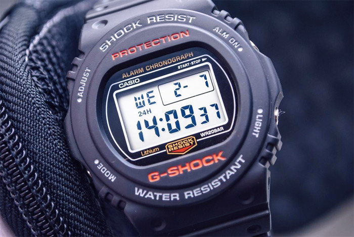 Casio DW-5750E-1ER Casio DW-5750E-1ER