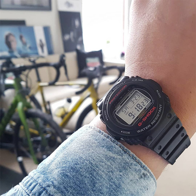 Casio DW-5750E-1ER Casio DW-5750E-1ER