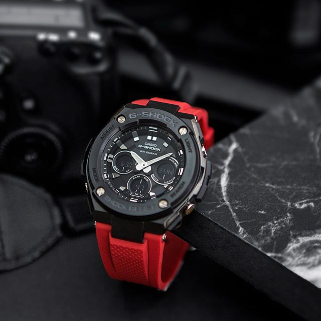 Casio GST-W300G-1A4ER Casio GST-W300G-1A4ER