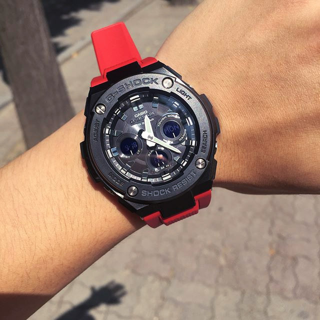Casio GST-W300G-1A4ER Casio GST-W300G-1A4ER