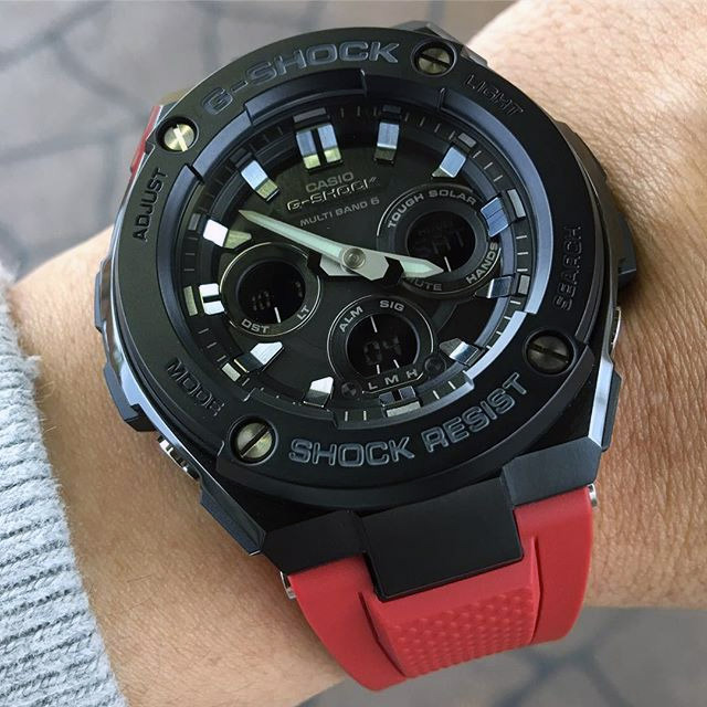 Casio GST-W300G-1A4ER Casio GST-W300G-1A4ER