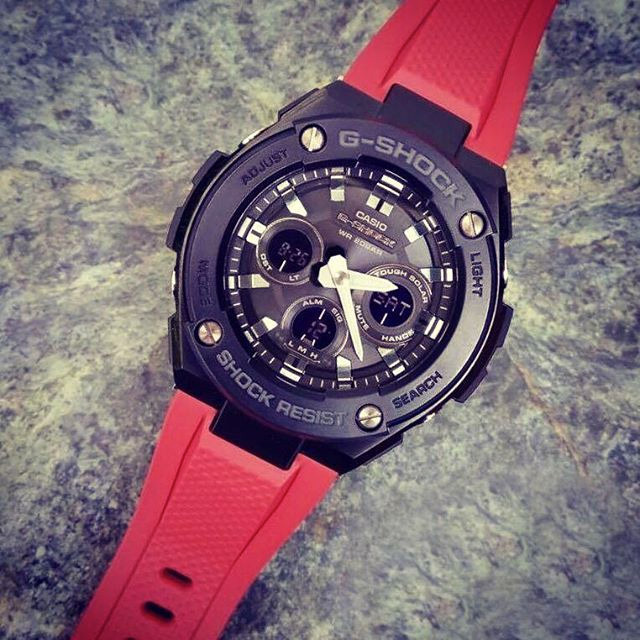 Casio GST-W300G-1A4ER Casio GST-W300G-1A4ER