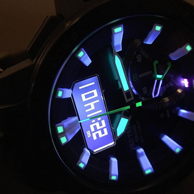 Casio PRW-7000-8ER Casio PRW-7000-8ER
