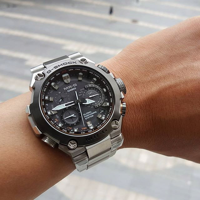 Casio MRG-G1000D-1AER Casio MRG-G1000D-1AER