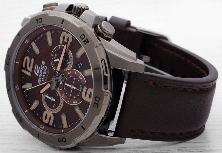 Casio EFR-538L-5A Casio EFR-538L-5A