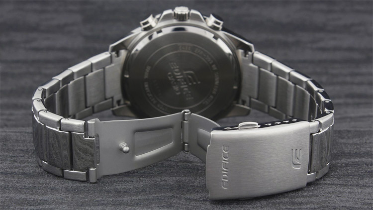 Casio EFR-303D-1A Casio EFR-303D-1A