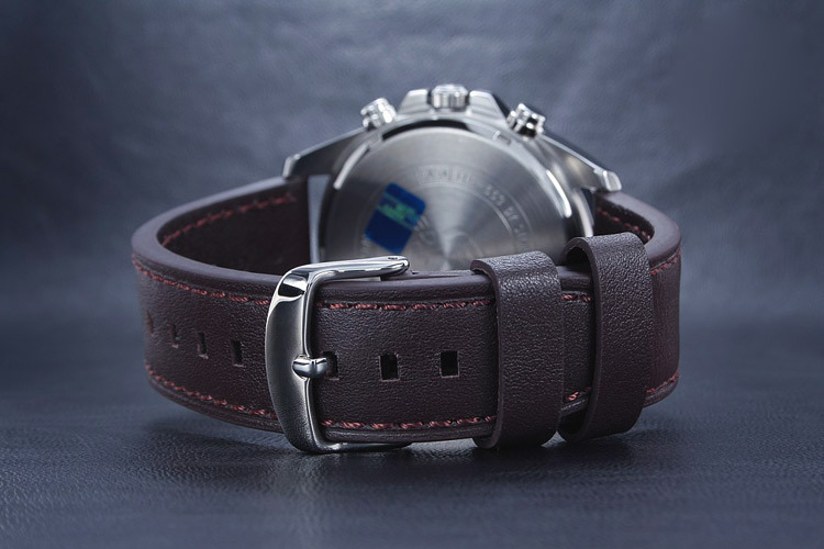 Casio EFR-553L-7B Casio EFR-553L-7B