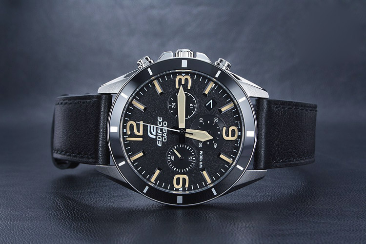Casio EFR-553L-1B Casio EFR-553L-1B