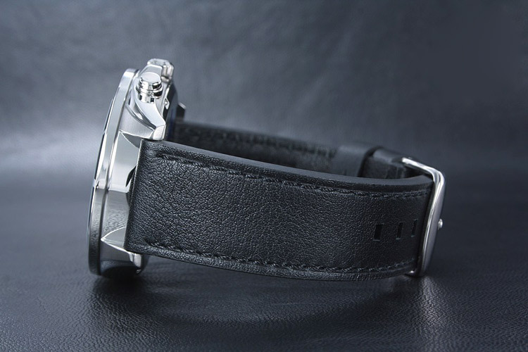 Casio EFR-553L-1B Casio EFR-553L-1B