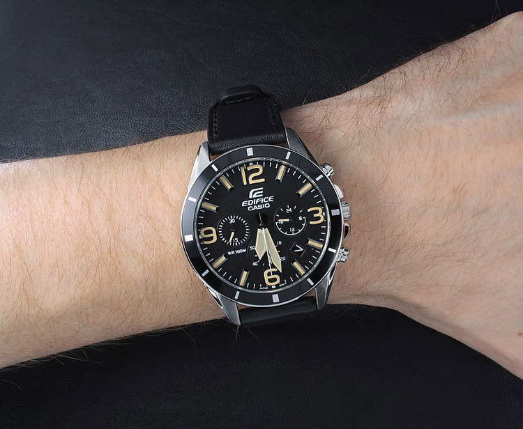 Casio EFR-553L-1B Casio EFR-553L-1B