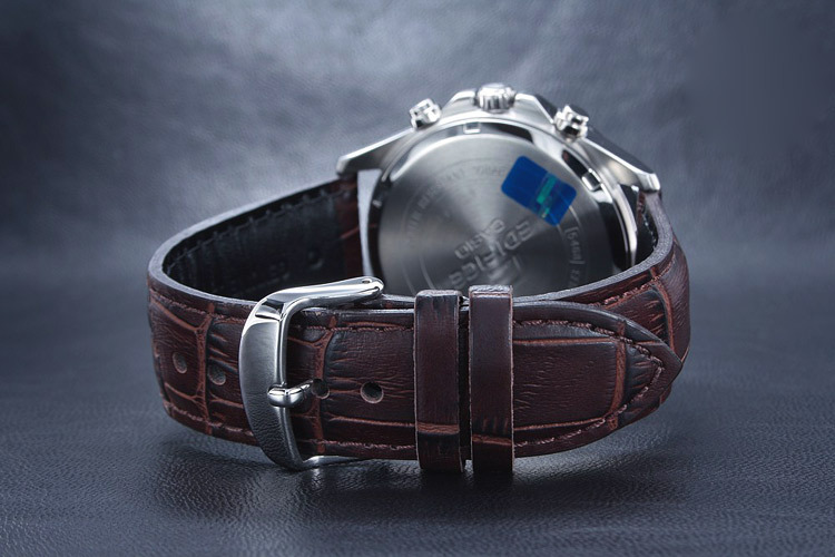 Casio EFR-304L-7A Casio EFR-304L-7A