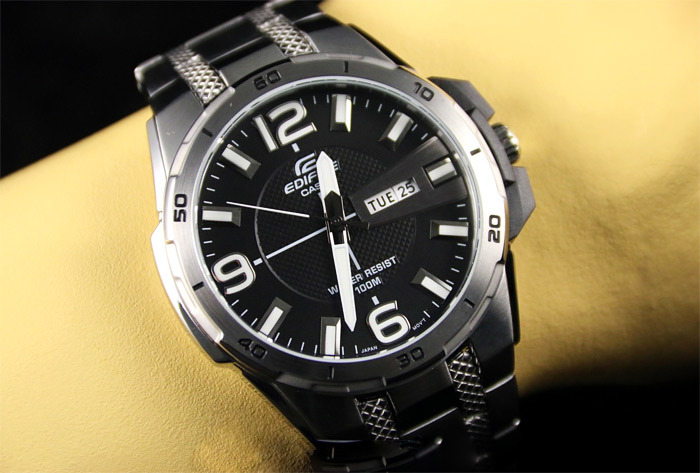 Casio EFR-104D-1A Casio EFR-104D-1A