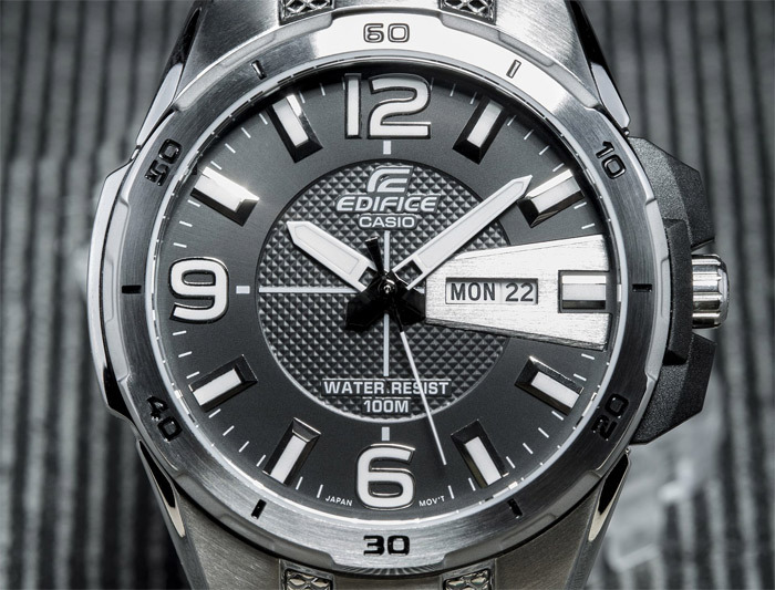 Casio EFR-104D-1A Casio EFR-104D-1A