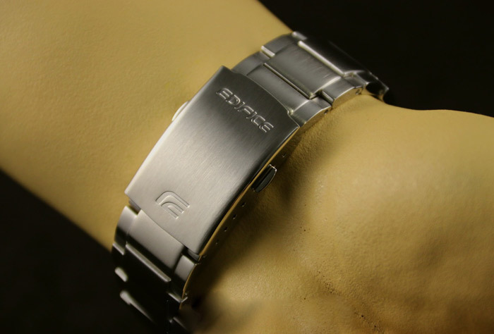 Casio EFR-102D-1A Casio EFR-102D-1A