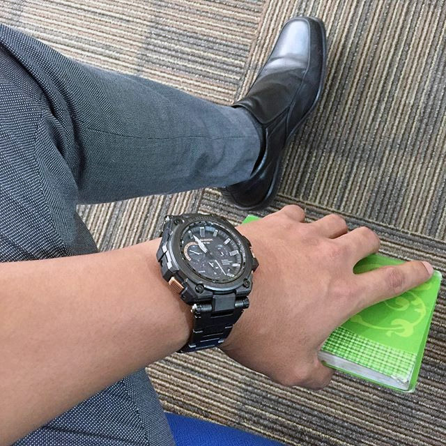 Casio MTG-G1000RB-1AER Casio MTG-G1000RB-1AER