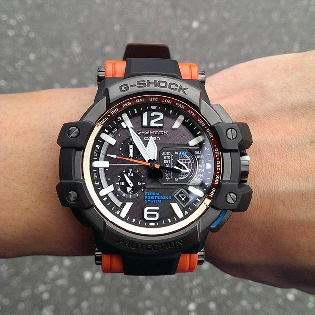 Casio GPW-1000-4AER Casio GPW-1000-4AER