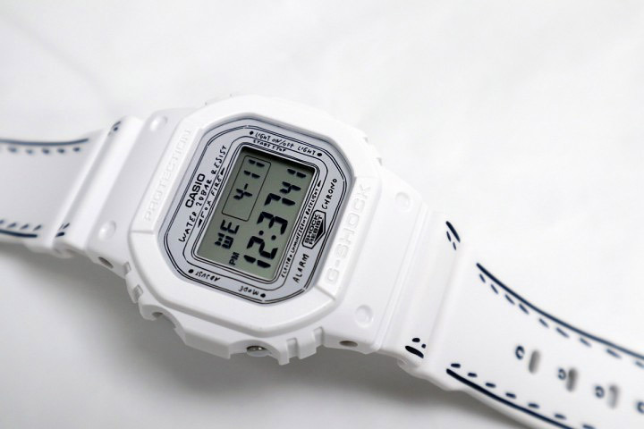 Casio DW-5600YU-7JER Casio DW-5600YU-7JER