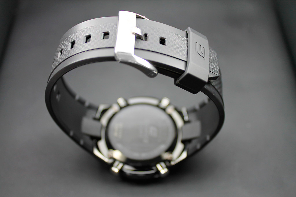 Casio EQW-M1100C-1A Casio EQW-M1100C-1A