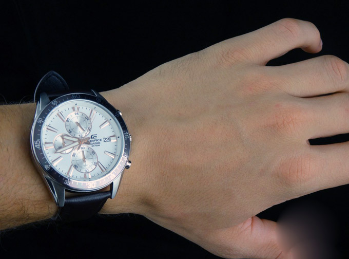Casio EFR-546L-7A Casio EFR-546L-7A