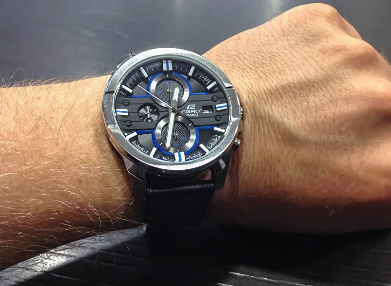 Casio EFR-543L-1A Casio EFR-543L-1A