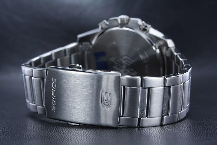 Casio EFR-543D-1A4 Casio EFR-543D-1A4