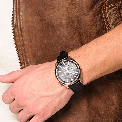 Casio EFR-512L-1A Casio EFR-512L-1A
