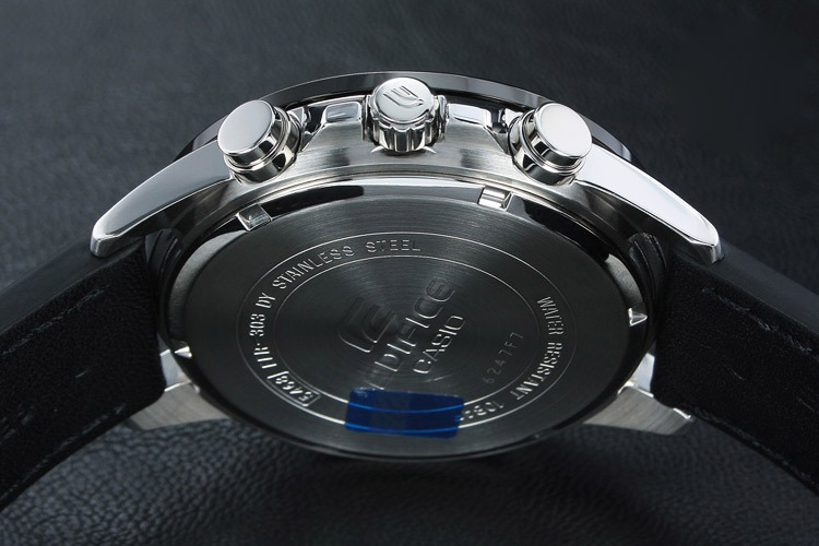 Casio EFR-303L-1A Casio EFR-303L-1A