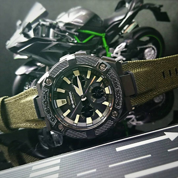 Casio GST-W130BC-1A3ER Casio GST-W130BC-1A3ER