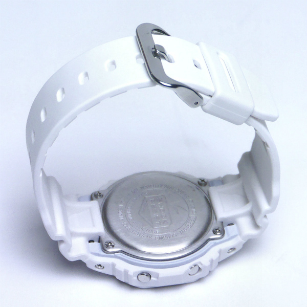 Casio DW-5600WB-7ER Casio DW-5600WB-7ER