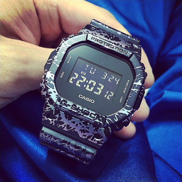 Casio DW-5600PM-1ER Casio DW-5600PM-1ER