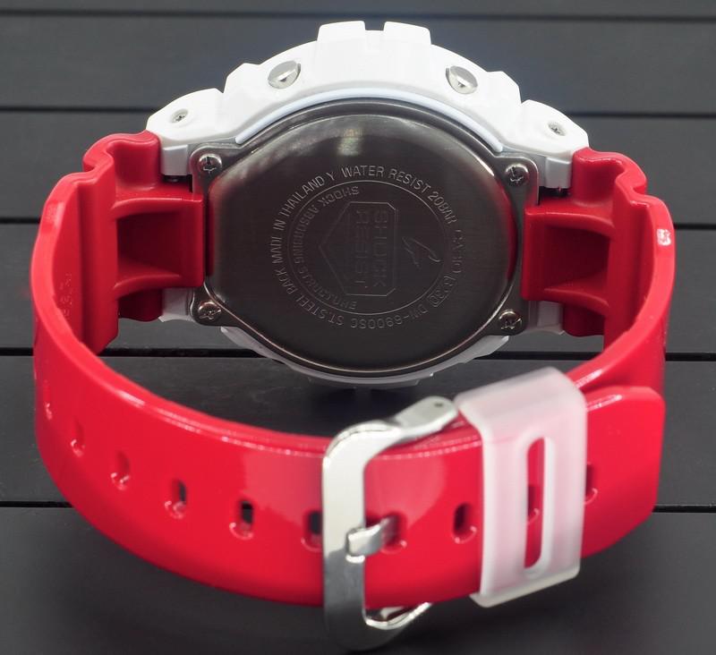 Casio DW-6900SC-7ER Casio DW-6900SC-7ER