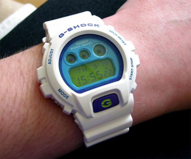 Casio DW-6900CS-7ER Casio DW-6900CS-7ER