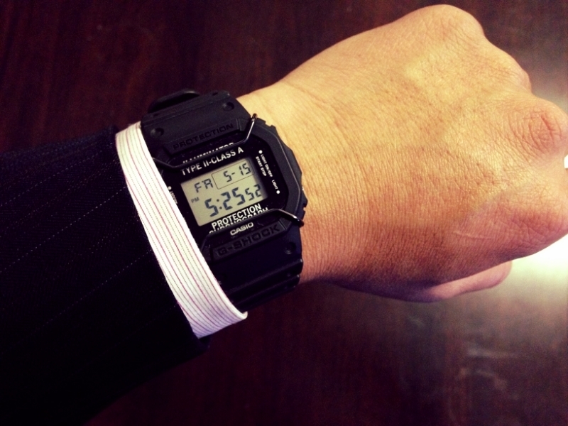Casio DW-5600NH-1ER Casio DW-5600NH-1ER