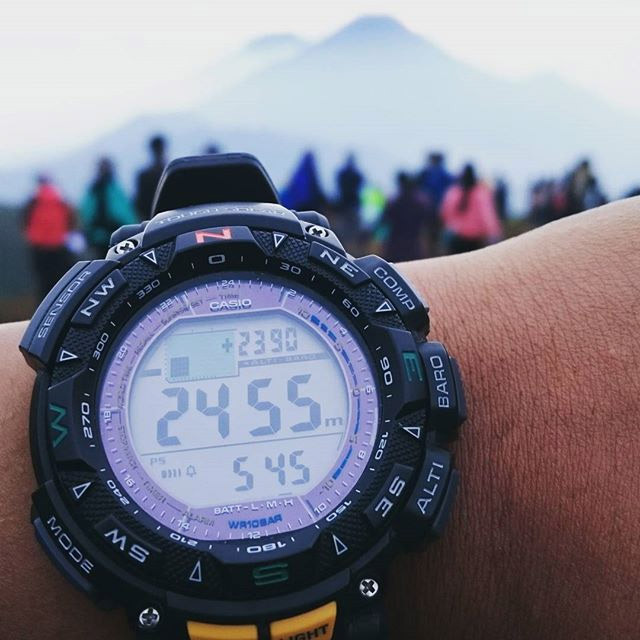 Casio PRG-240-1ER Casio PRG-240-1ER