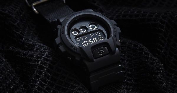 Casio DW-6900BBN-1ER Casio DW-6900BBN-1ER