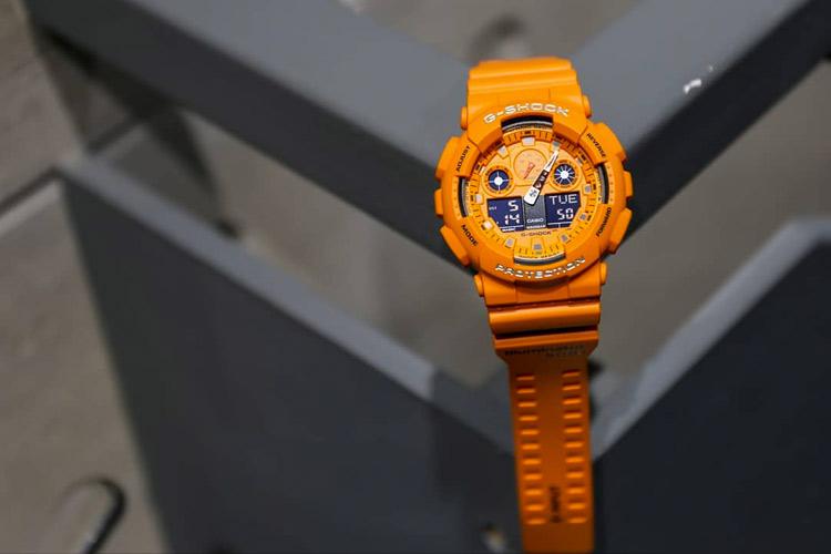 Casio GA-100RS-4AER Casio GA-100RS-4AER