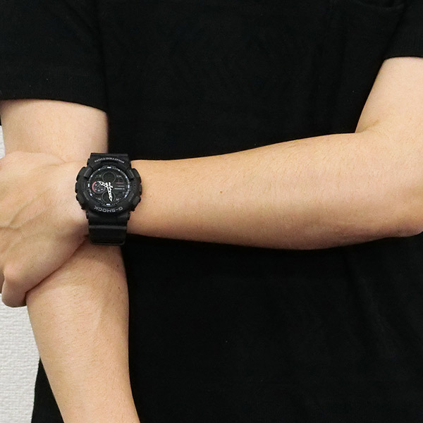 Casio GA-140-1A1ER Casio GA-140-1A1ER