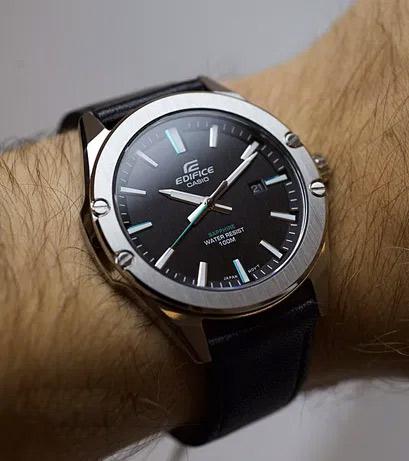 Casio EFR-S107L-1A Casio EFR-S107L-1A