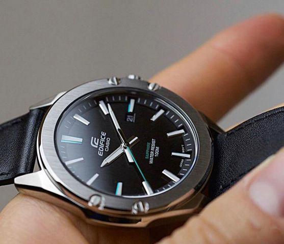 Casio EFR-S107L-1A Casio EFR-S107L-1A