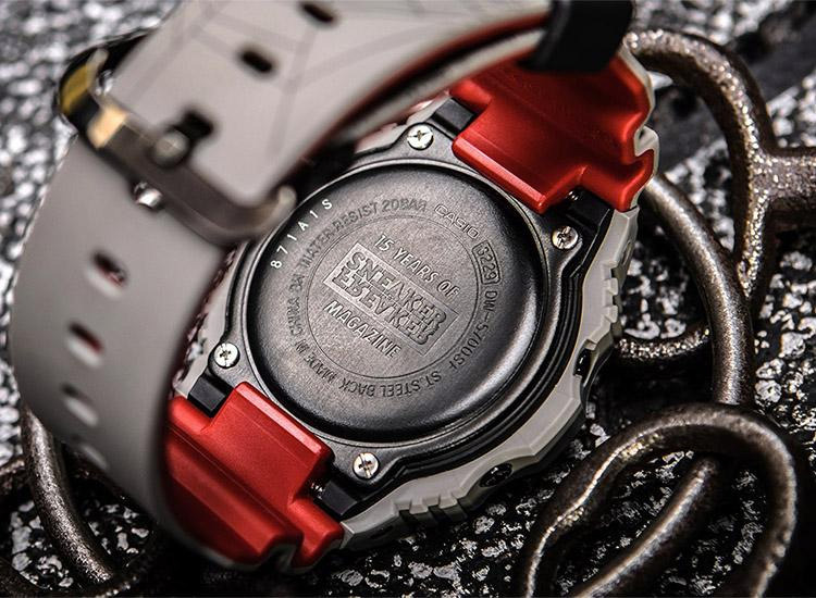 Casio DW-5700SF-1ER Casio DW-5700SF-1ER