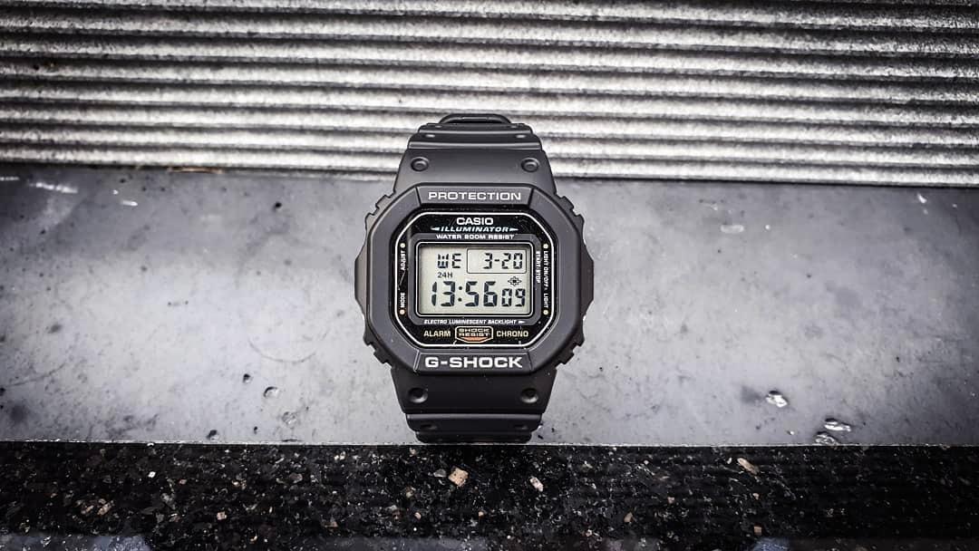 Casio DW-5600E-1VER Casio DW-5600E-1VER