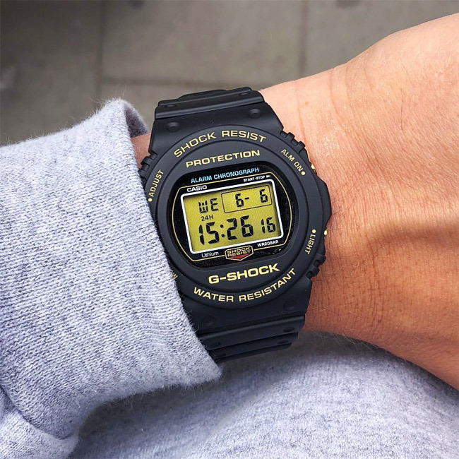 Casio DW-5735D-1BER Casio DW-5735D-1BER
