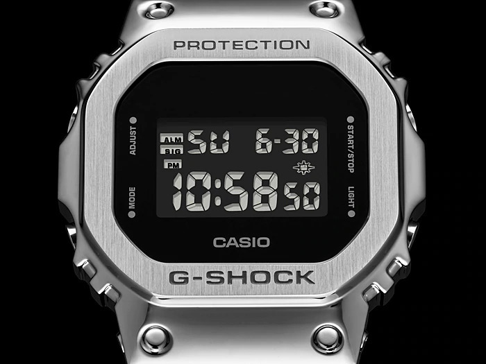 Casio GM-5600-1ER Casio GM-5600-1ER