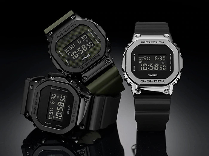 Casio GM-5600-1ER Casio GM-5600-1ER