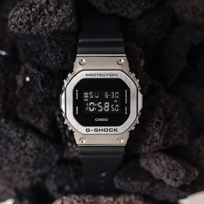 Casio GM-5600-1ER Casio GM-5600-1ER