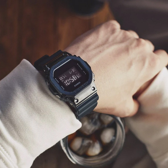 Casio GM-5600B-1ER Casio GM-5600B-1ER