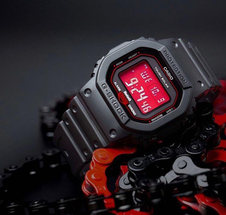 Casio GW-B5600AR-1E Casio GW-B5600AR-1E