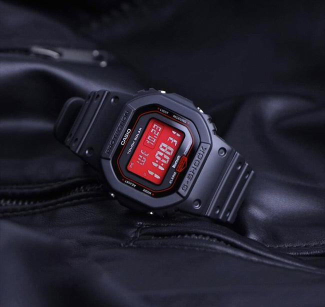 Casio GW-B5600AR-1E Casio GW-B5600AR-1E