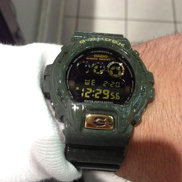 Casio DW-6900CR-3ER Casio DW-6900CR-3ER