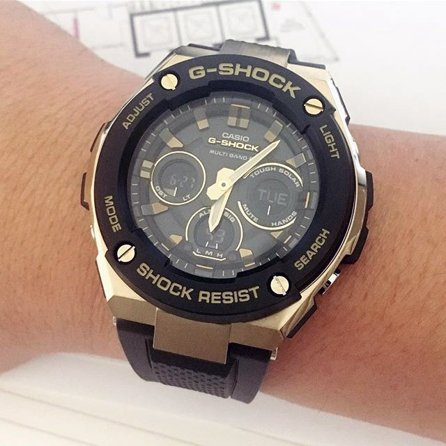 Casio GST-W300G-1A9ER Casio GST-W300G-1A9ER
